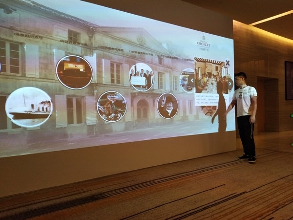 青島燈光音響租賃,青島演出設(shè)備租賃,青島LED屏租賃,暖場創(chuàng)意